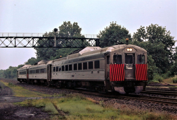 Abendroth-HwBoro-1974-07-Train-Crusader-Arrive-HwRR-HRA
