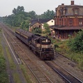 Curcio-Hw-Train-1981-08-28-031-Hopewell-Station-Passengers-from-NY-DMF