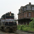 Curcio-Hw-Train-1982-06-01-004-Hopewell-Station-Passengers-from-NY-HwRR-DMF