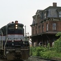 Curcio-Hw-Train-1982-06-01-005-Hopewell-Station-Passengers-from-NY-DMF