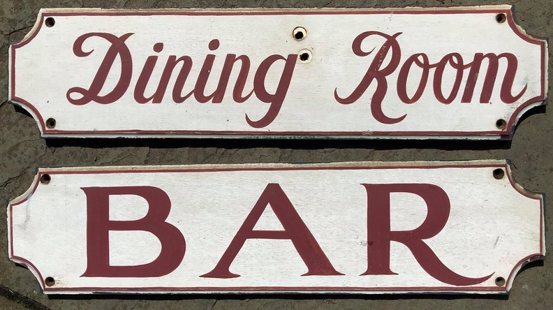 2022-Hw Inn-Sign-Bar-Dining-6269