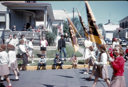 1961-HwBoro-Memorial-Parade-Gantz-09-Seminary-West-Brownies