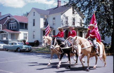 1961-HwBoro-Memorial-Parade-Gantz-14-Seminary-East-Horses