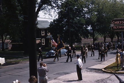1961s1-HwBoro-Memorial-Parade-Kintner-Labaw 19-Broad-east-Princeton-Lanning-milk