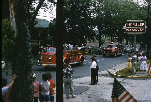 1961s1-HwBoro-Memorial-Parade-Kintner-Labaw 20-Broad-east-Princeton-Blackwell-auto