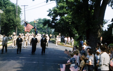 1961s5-HwBoro-Memorial-Parade-Kintner-Labaw 36-Greenwood-north-Railroad-Bridge