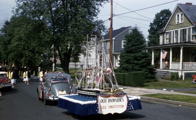 1961s6-HwBoro-Memorial-Parade-Kintner-Labaw_43-Model-Greenwood-west-Ironsides.jpg