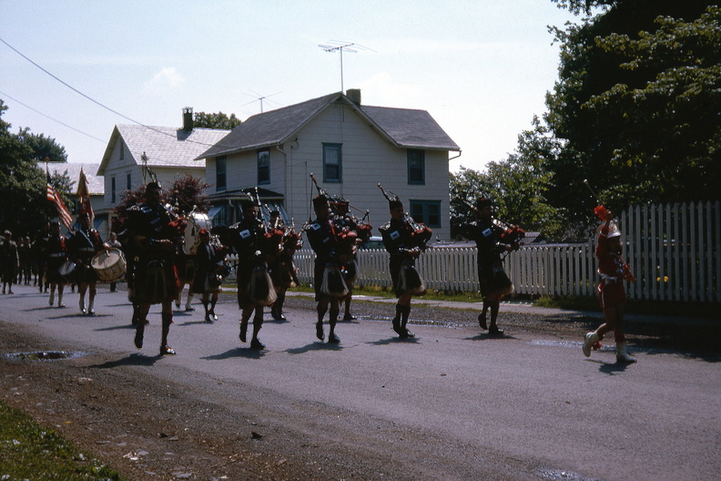 1963-HwBoro-Memorial-Parade-Devlin-03-Prospect_East.jpg