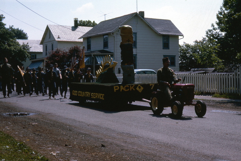 1963-HwBoro-Memorial-Parade-Devlin-04-Prospect_East.jpg