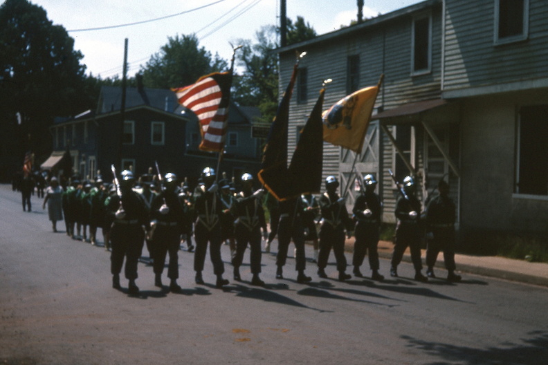 1963-HwBoro-Memorial-Parade-Devlin-08-Mercer.jpg