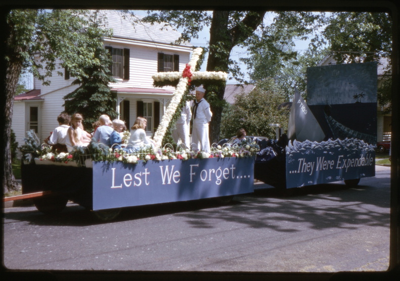 1964-HwBoro-Memorial-Parade-Labaw_141-Columbia-Expendable.jpg