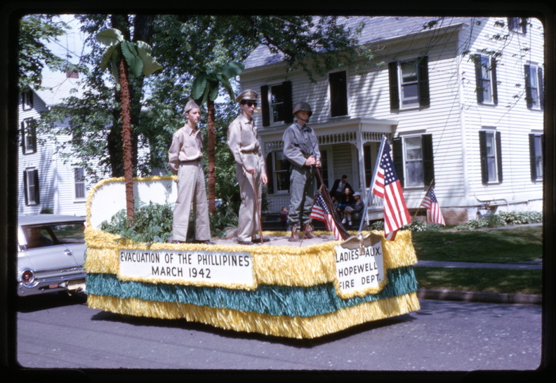 1964-HwBoro-Memorial-Parade-Labaw_142-Columbia-HFD-Ladies-Aux.jpg