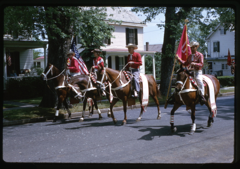 1964-HwBoro-Memorial-Parade-Labaw_143-Columbia-DVHA.jpg