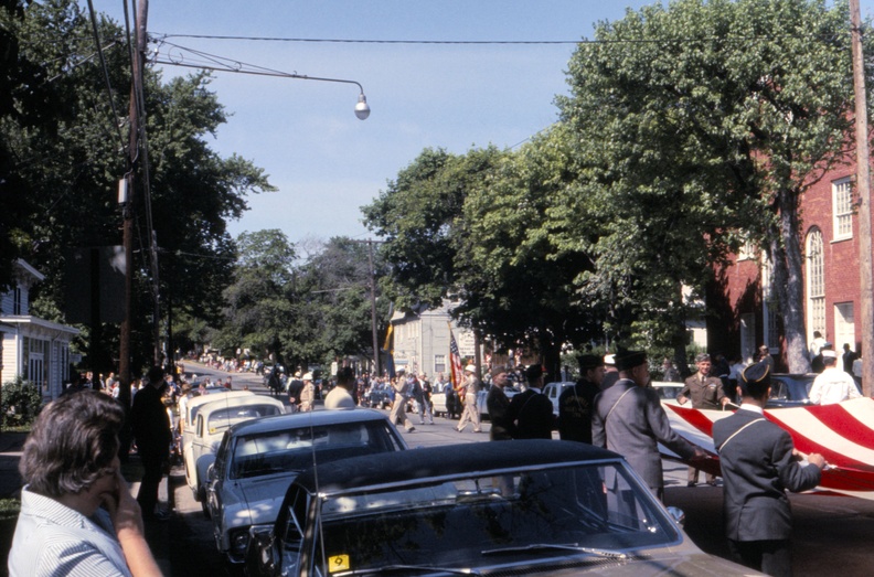 1967-HwBoro-Memorial-Parade-Gantz-16-Old-School-Baptist.jpg