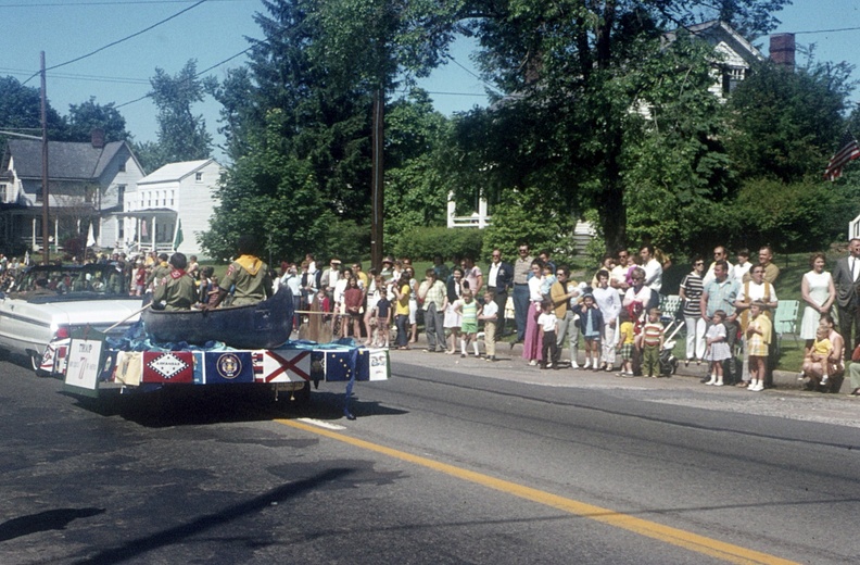 1970-HwBoro-Memorial-Parade-Kintner-Labaw_53-Broad_West-023-west.jpg