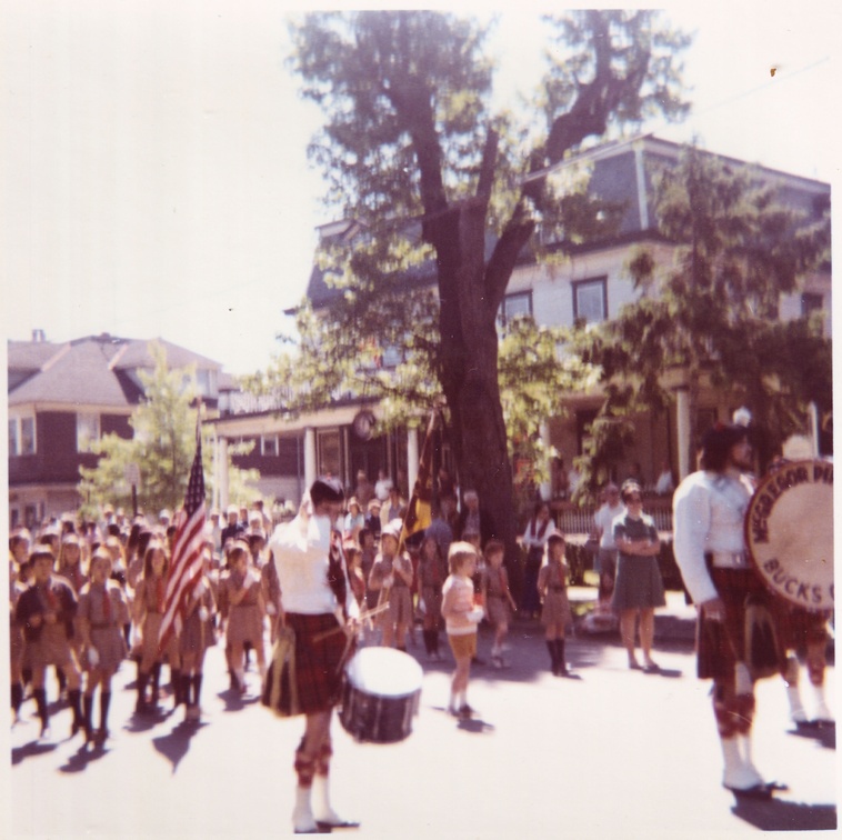 1972-HwBoro-Memorial-Parade-Carter-D15-Broad East-015