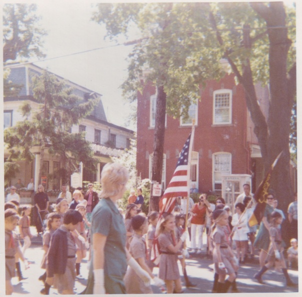 1972-HwBoro-Memorial-Parade-Carter-D16-Broad_East-013.jpg