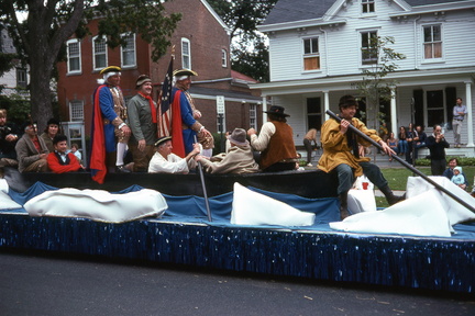 1976-HwBoro-Memorial-Parade-Devlin-06