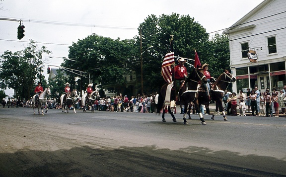 1978-HwBoro-Memorial-Parade-Kintner-Labaw 56-Broad-east-Greenwood-Calvary-no-steeple