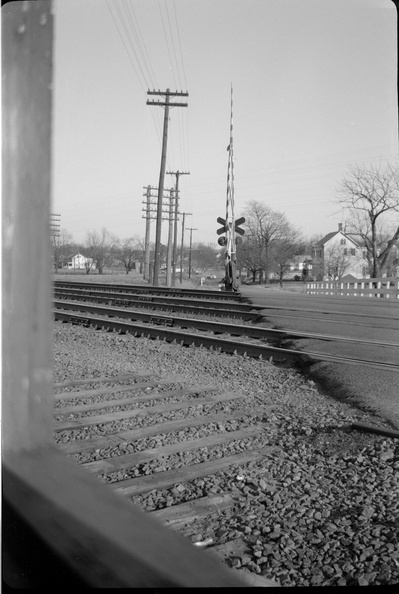 1953c-HwBoro-Train-Crossing-Louellen-HwRR-REL-03-east-Broad.jpg