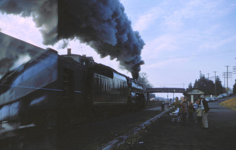 1960s-HwBoro-Train-Station-Reading-Steam-HwRR-REL-05.jpg