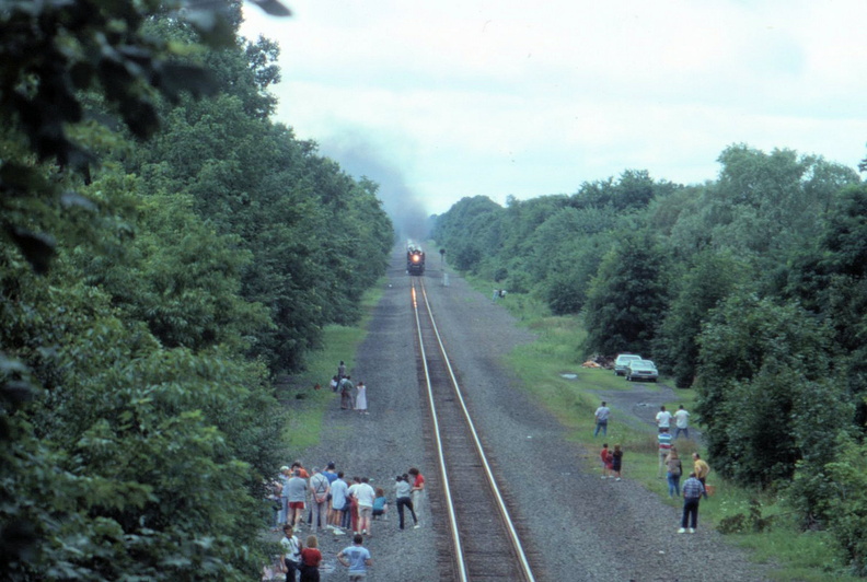 1988-07-HwBoro-Train-Steam-Bridge-HwRR-REL-03