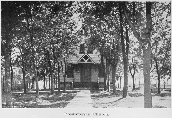 Broad West-079-1909-ph-Presbyterian Church front-Hw1909-RM