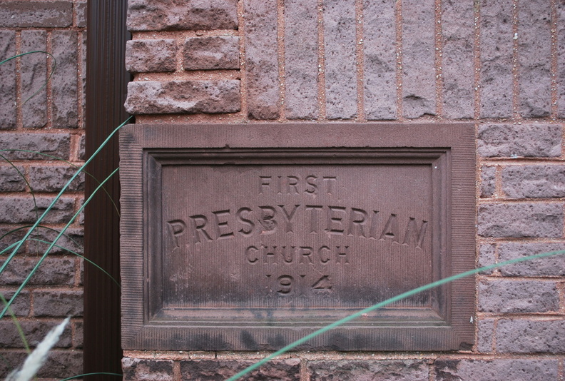 Broad_West-080-2009-ph-Presbyterian_Church-Hw2009-RM.jpg