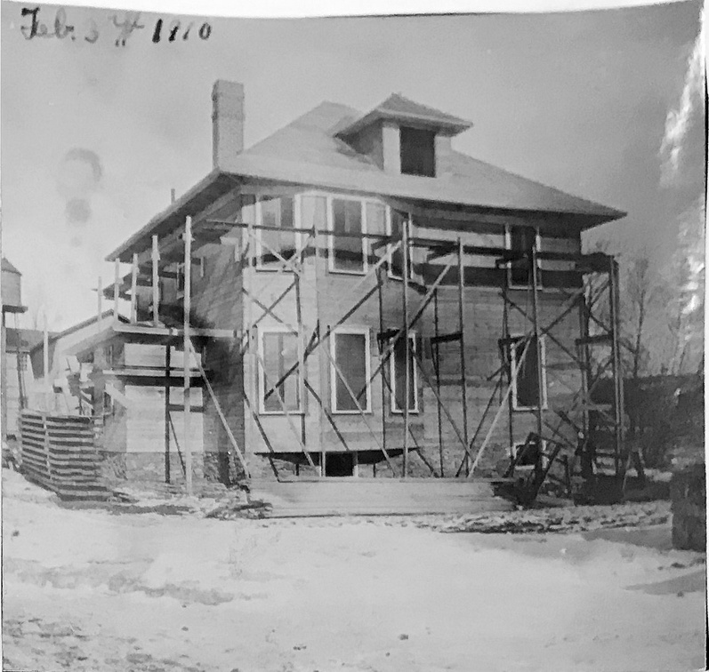 Burton-014-1910-ph-Construction-2-MJM