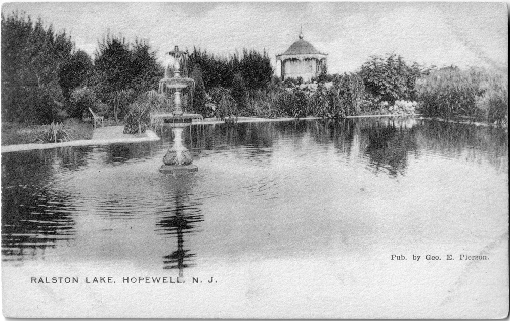 Castle-010-1906-pc-Ralston Lake-Pierson Moebius undiv xx-HPL 230310