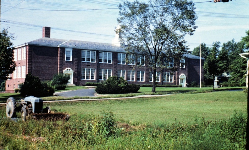 Princeton-035-195x-ph-Elementary School Kintner-REL 02