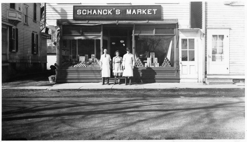 Seminary-017-1946-ph-Schanck Market Carl Anderson Ed Edna Schanck-PBS