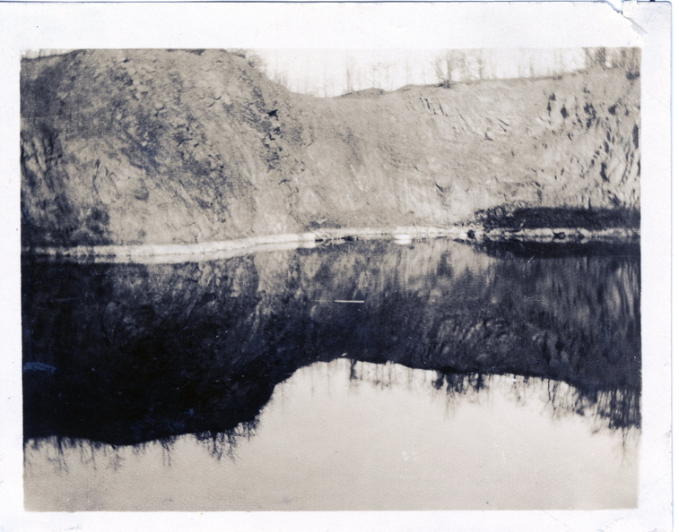 1924-Hw-Quarry-Lake-End-JML_BG_013.jpg