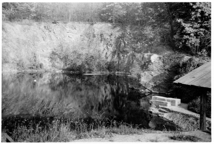 1948-10-Hw-Quarry-Lake-Entrance-JML SB 347