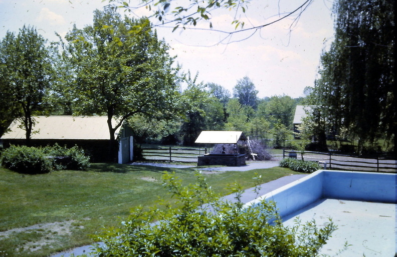1964-Hw-Quarry-Pool-Entrance-RMA_220921.jpg