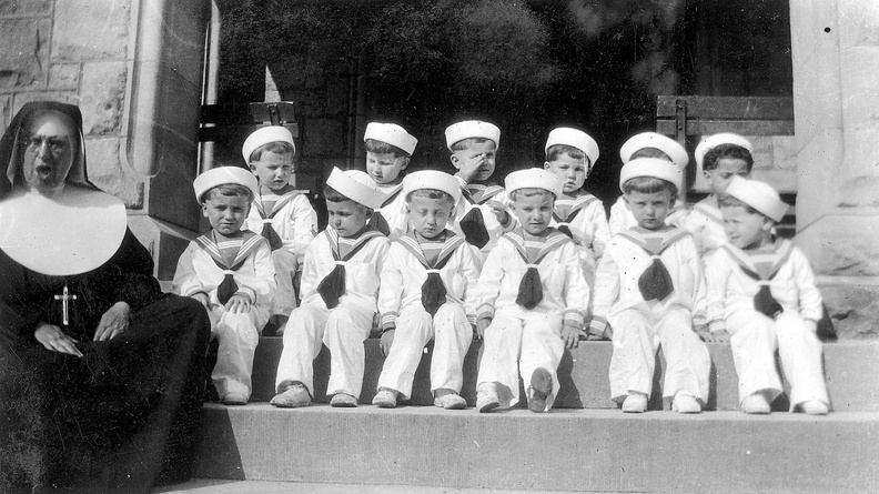 1917-22-St_Michaels-Sister-Kids-RDK_2f.jpg