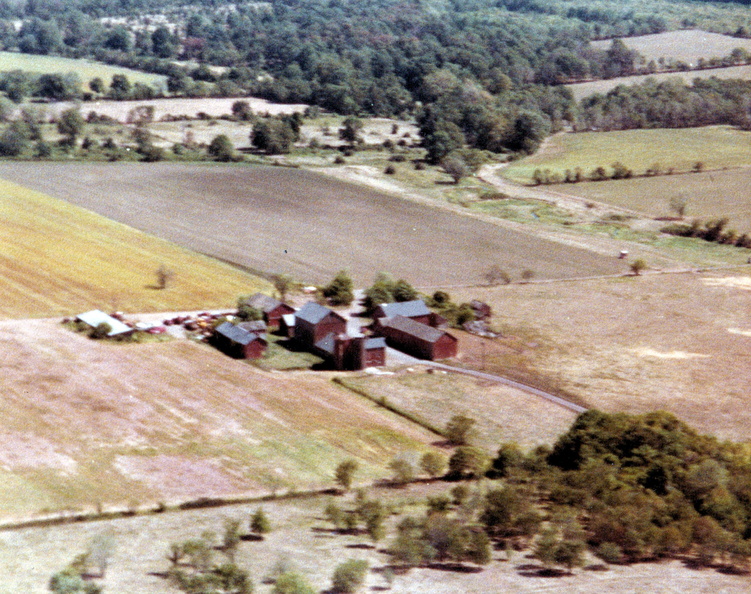 1981-St_Michaels-Farm-Klevze-Aerial-RDK_04.jpg