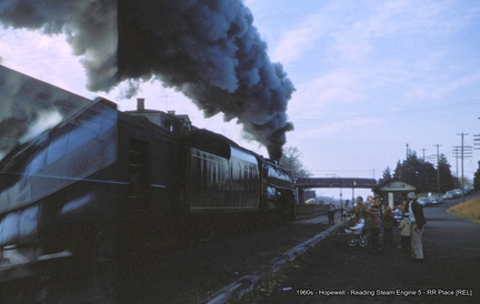 SL-TR-06-1960s-HwBoro-Train-Reading-Steam-05-REL