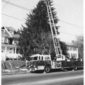 SL-TR-26-Broad West-010-19xx-ph-Fire Dept Xmas Tree-HPL Fire1986