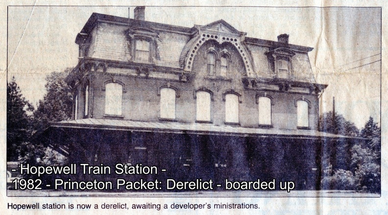 SL-ST2H-38-Hw-Station-1982-02-05-Princeton_Packet-Hopewell-Station-Treasures2-derelict.jpg